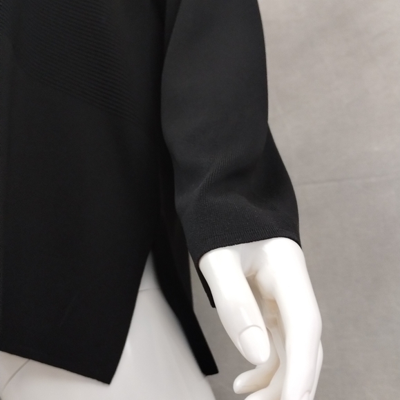 Exclusively Misook Cardigan Sweater - Picture 2 of 4